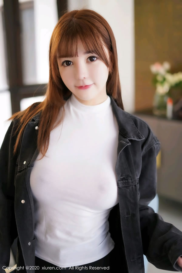 秀人网No.2147童颜巨乳UU酱绝世好身材