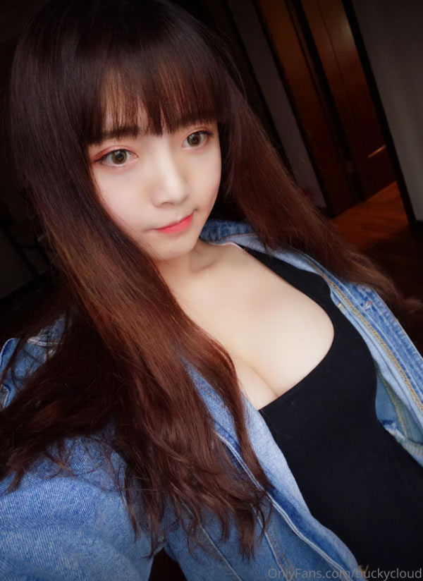 极品网红一只云烧私拍尺度图集
