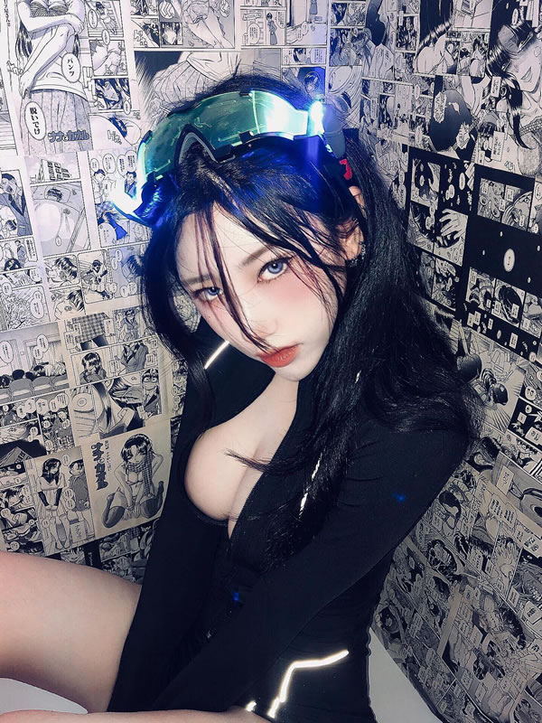 推特极品女神灵儿尺度私拍流出