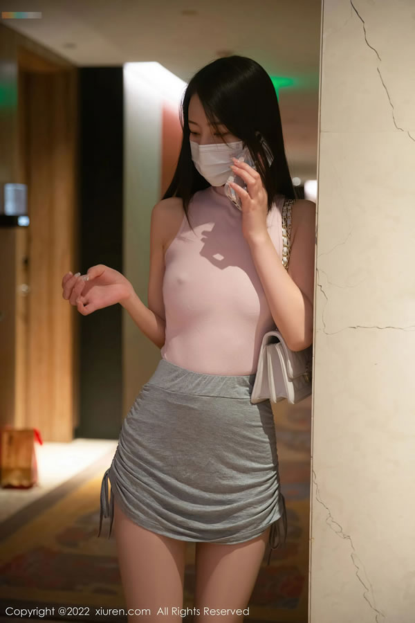 气质美女熊小诺肉丝真空半脱性感外溢