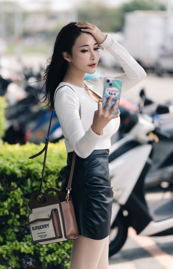 美巨乳乐乐